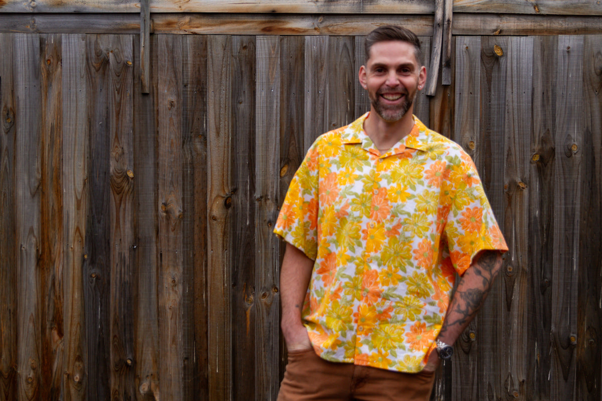 CLASSIC CUT Unisex Shirts