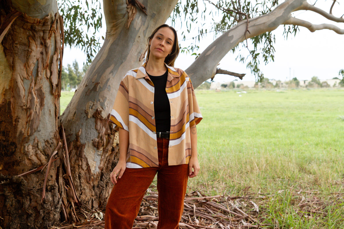 VINTAGE CUT Unisex Shirts