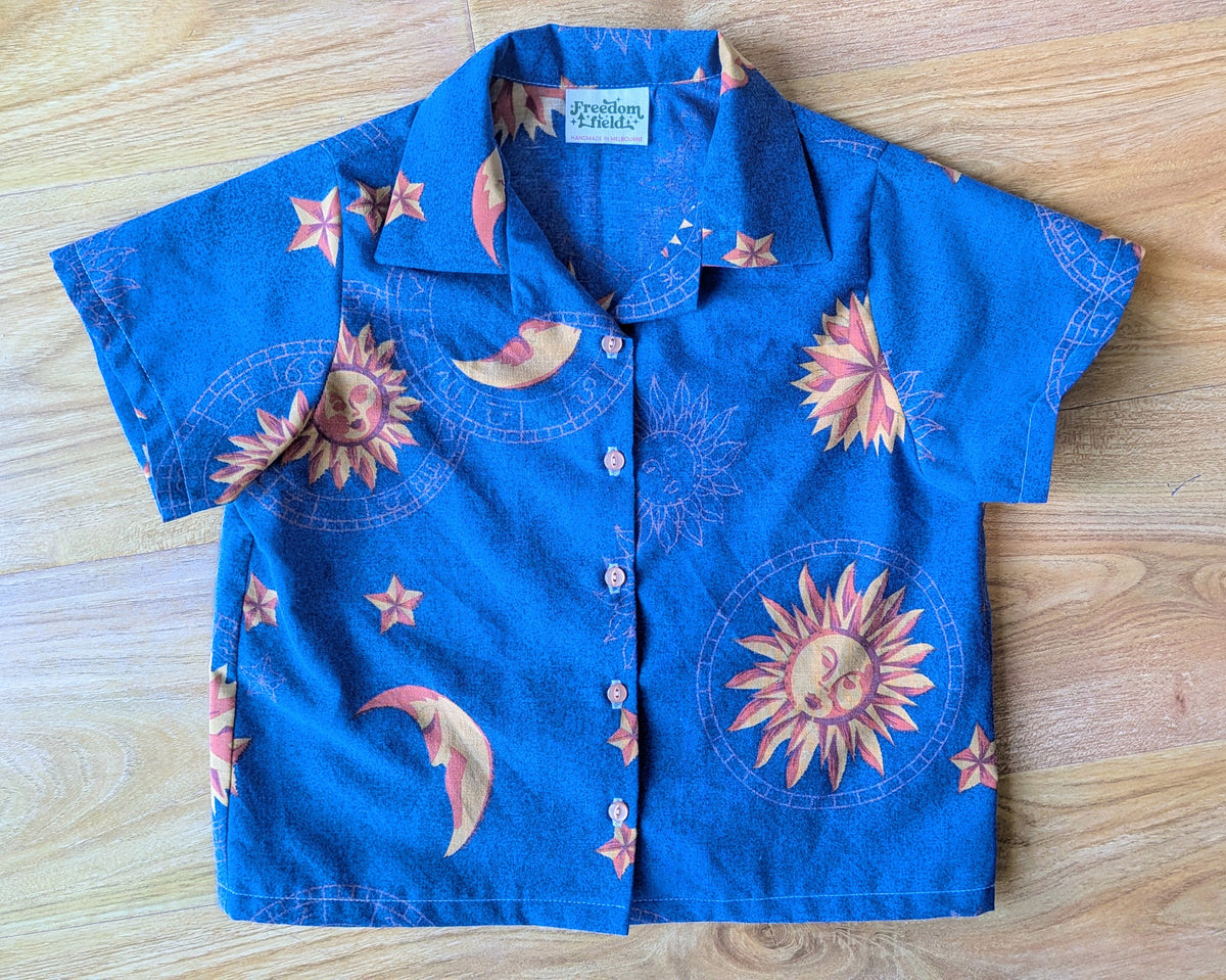 1990s Vintage Kids Unisex Upcycled Cotton Button-up Shirt – Celestial Sun & Moon, Mini Collection (Blue & Orange / Size 2) | Freedomfield