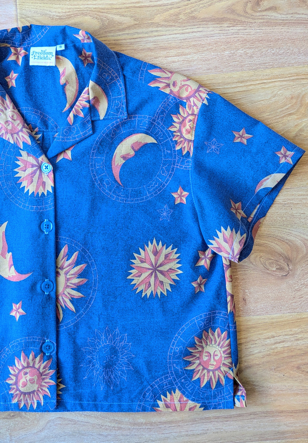 1990s Vintage Classic Cut Crop Unisex Upcycled Cotton Button-up Shirt – Celestial Sun & Moon (Blue & Orange / Size S) | First Gen Freedomfield