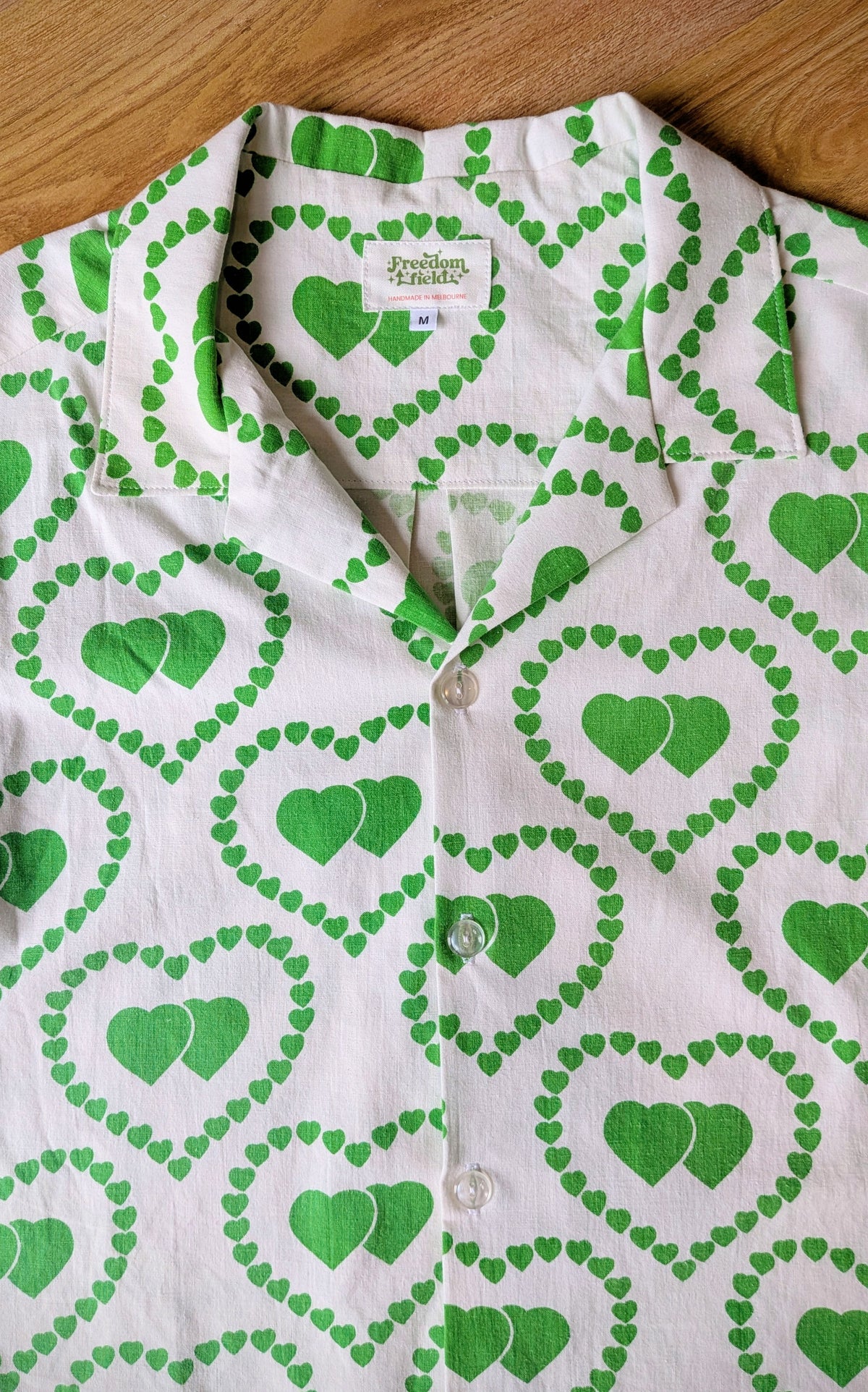 1970s Style Classic Cut Unisex Upcycled Cotton Button-up Shirt – Brat Love (White & Green / Size M) | Freedomfield