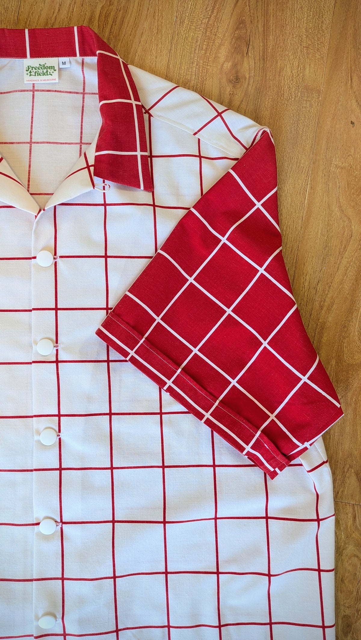 Vintage Cut Unisex Upcycled Cotton/Polyester Checked Button-up Shirt – Gridlines (Red & White / Size M) | Freedomfield