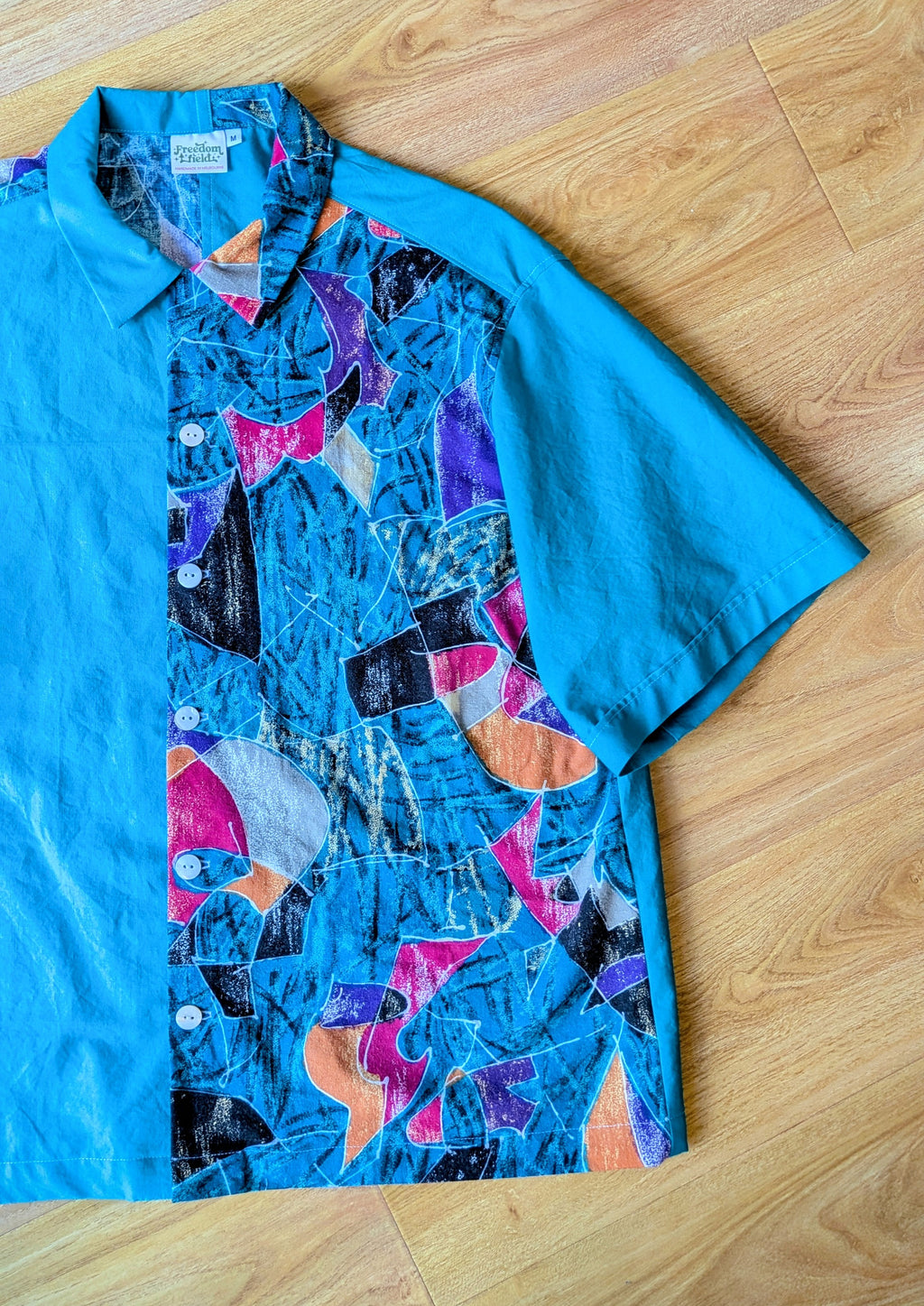 1980s Style Vintage Cut Unisex Upcycled Cotton Patchwork Button-up Shirt – Squiggly (Teal / Size M) | Freedomfield