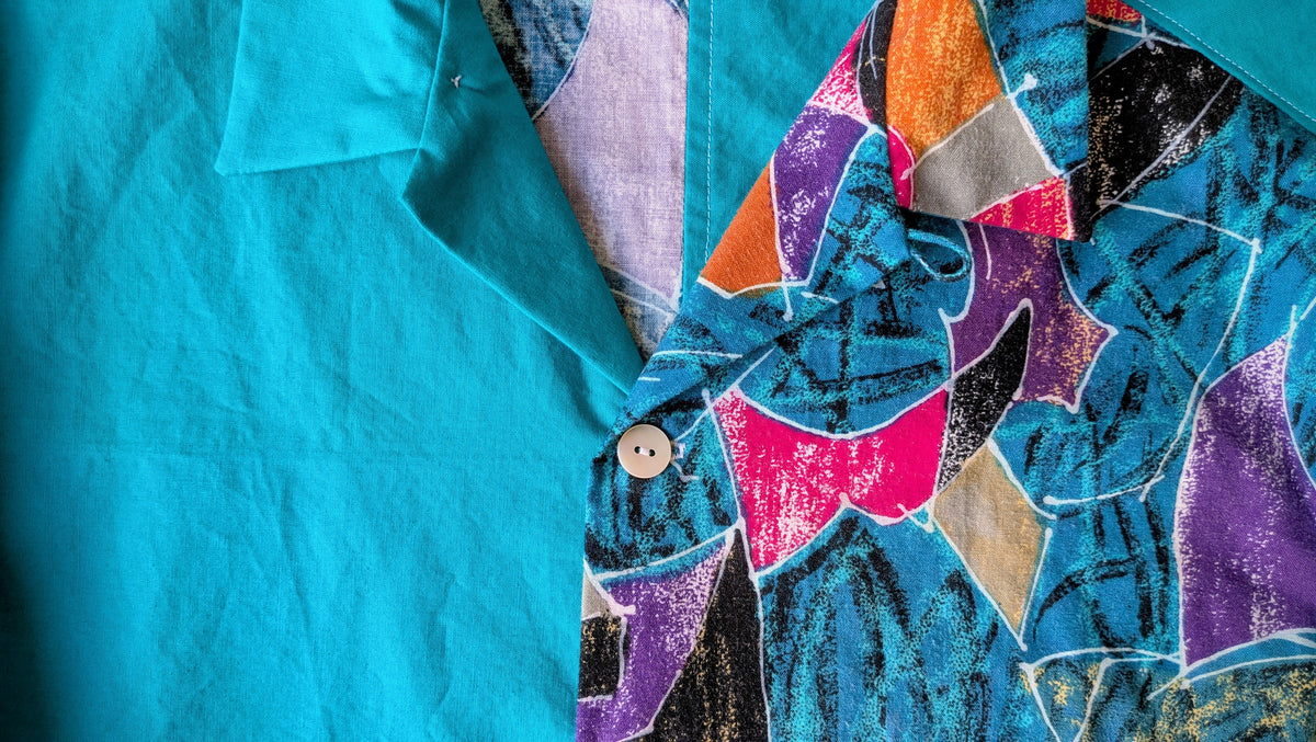 1980s Style Vintage Cut Unisex Upcycled Cotton Patchwork Button-up Shirt – Squiggly (Teal / Size M) | Freedomfield