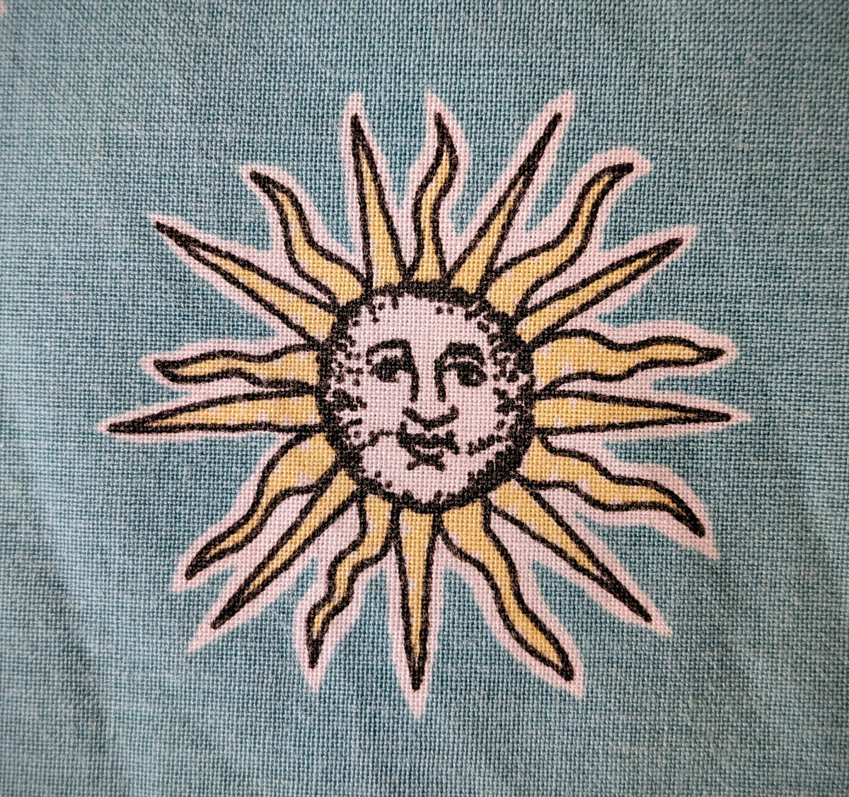 1990s Classic Cut Crop Upcycled Cotton Button-up Shirt – Celestial Sun & Moon (Light Blue / Size M) | First Gen Freedomfield