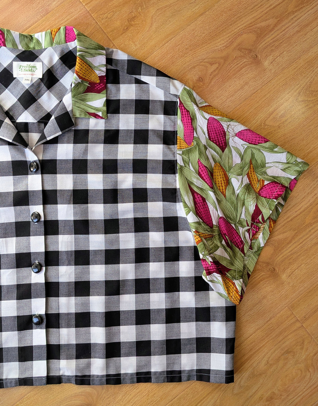 Classic Cut Crop Upcycled Cotton/Polyester Button-up Shirt – Korny Kitchen (Black & White Gingham / Yellow & Hot Pink Corn Print | size 3XL) | Freedomfield