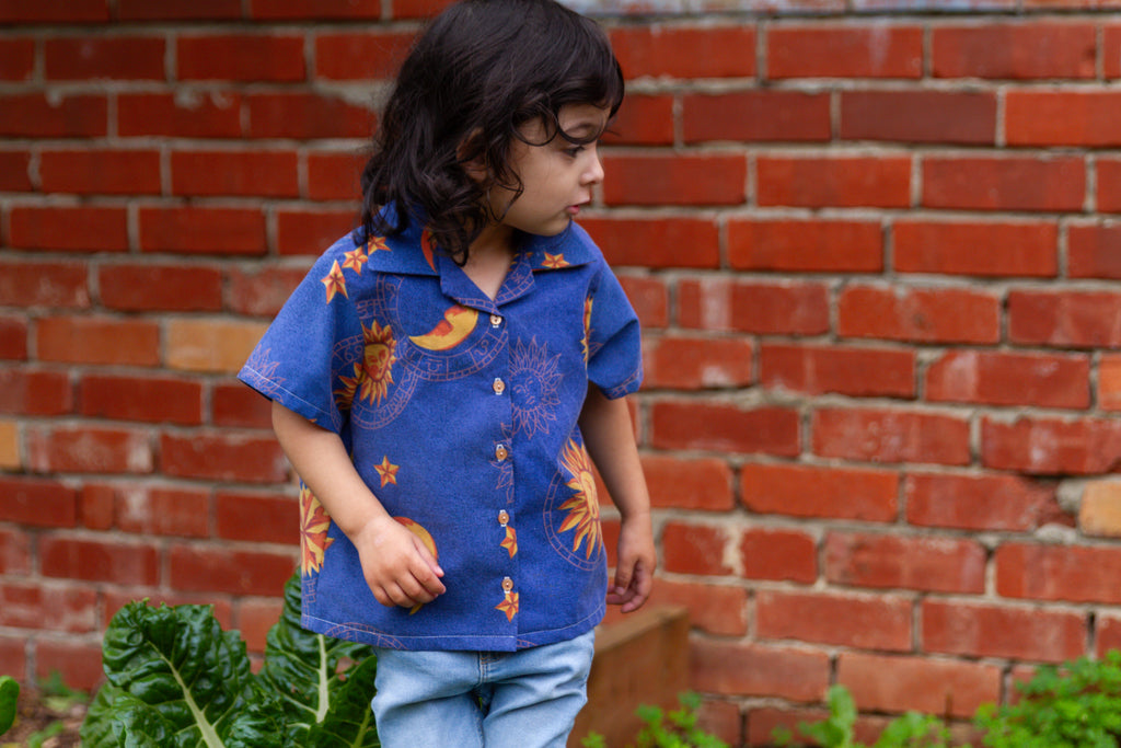 1990s Vintage Kids Unisex Upcycled Cotton Button-up Shirt – Celestial Sun & Moon, Mini Collection (Blue & Orange / Size 2) | Freedomfield