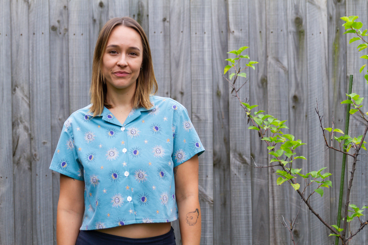 1990s Classic Cut Crop Upcycled Cotton Button-up Shirt – Celestial Sun & Moon (Light Blue / Size M) | First Gen Freedomfield
